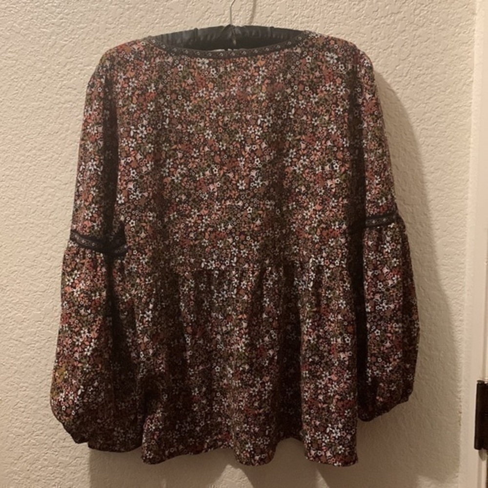 Max Studio medium blouse - Picture 8 of 8